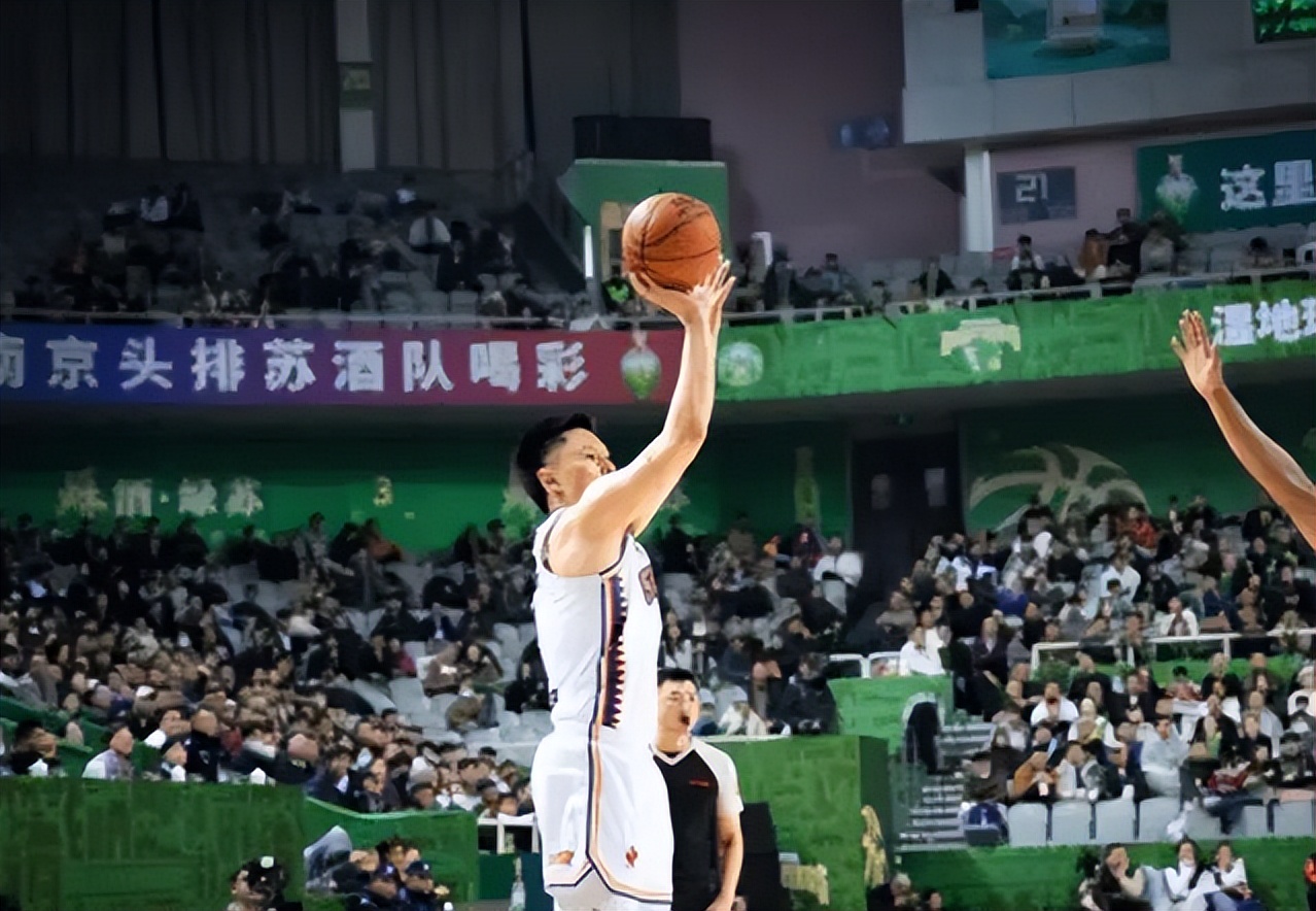 爱游戏app下载-上海男篮连胜进一步巩固领先地位