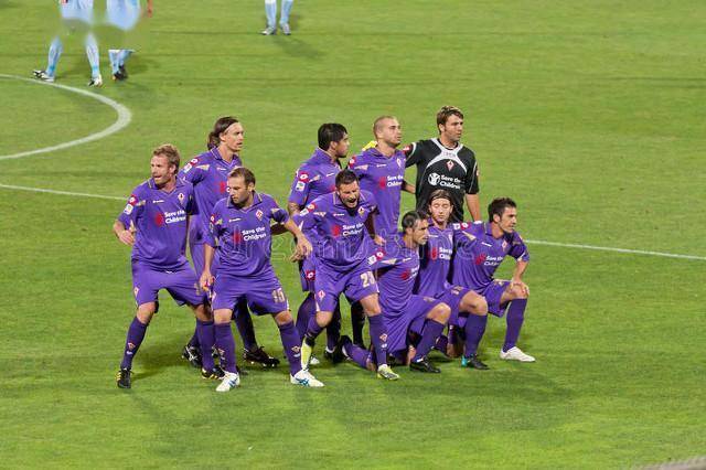 爱游戏亚洲官网-黄牌累积影响战术，球队应采对策