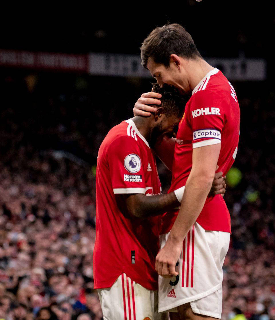 曼联客场惨败水晶宫，竞争榜首地位