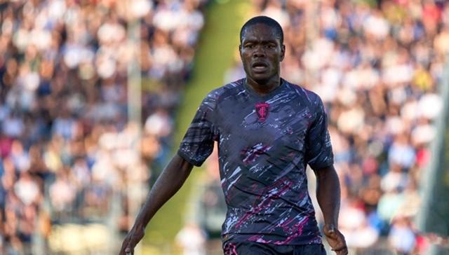 包含热那亚球员集训备战,迎接新赛季挑战的词条 包含热那亚球员集训备战,迎接新赛季挑战的词条