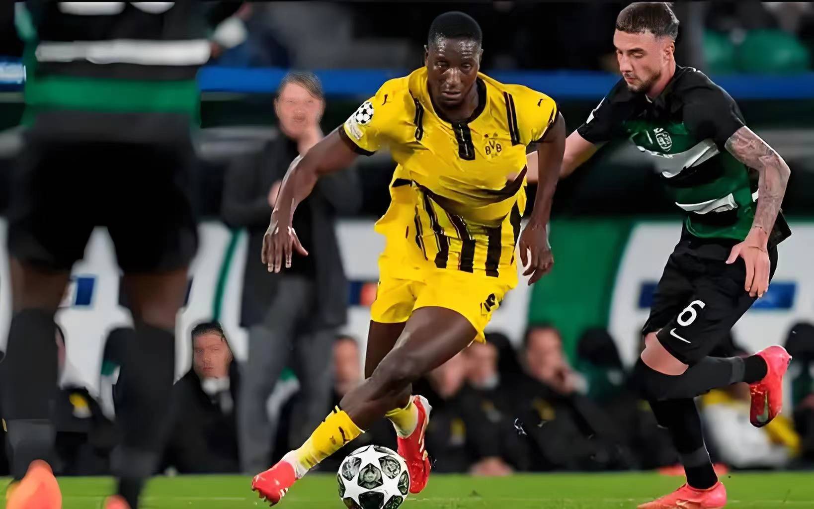 爱游戏体育官网-多特蒙德遭遇不败赛季，挑战冠军领先