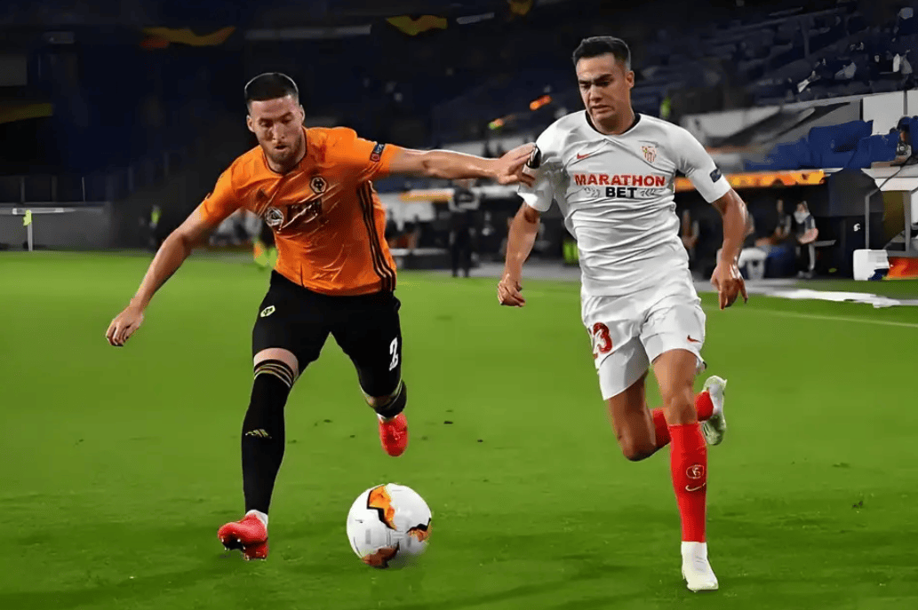 包含塞维利亚战平奥萨苏纳，保持不败战绩的词条