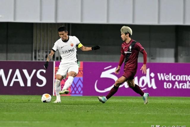 球队经过反复训练，为下一场比赛做好充分准备