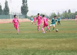 爱游戏中国官网-河北绿茵实现三连胜，突破瓶颈冲刺前六的简单介绍