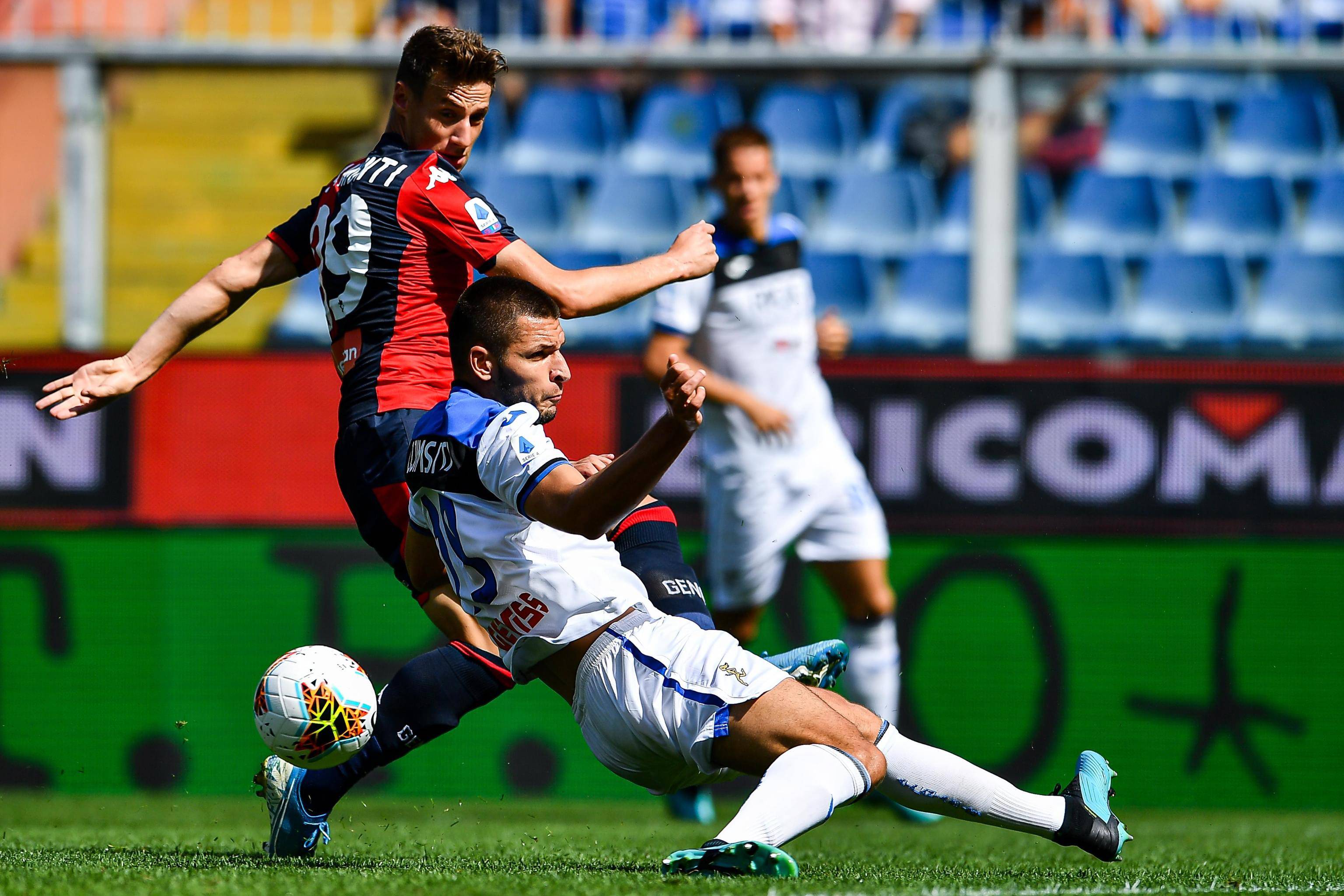 爱游戏亚洲官网-热那亚主场战胜博洛尼亚，士气高昂