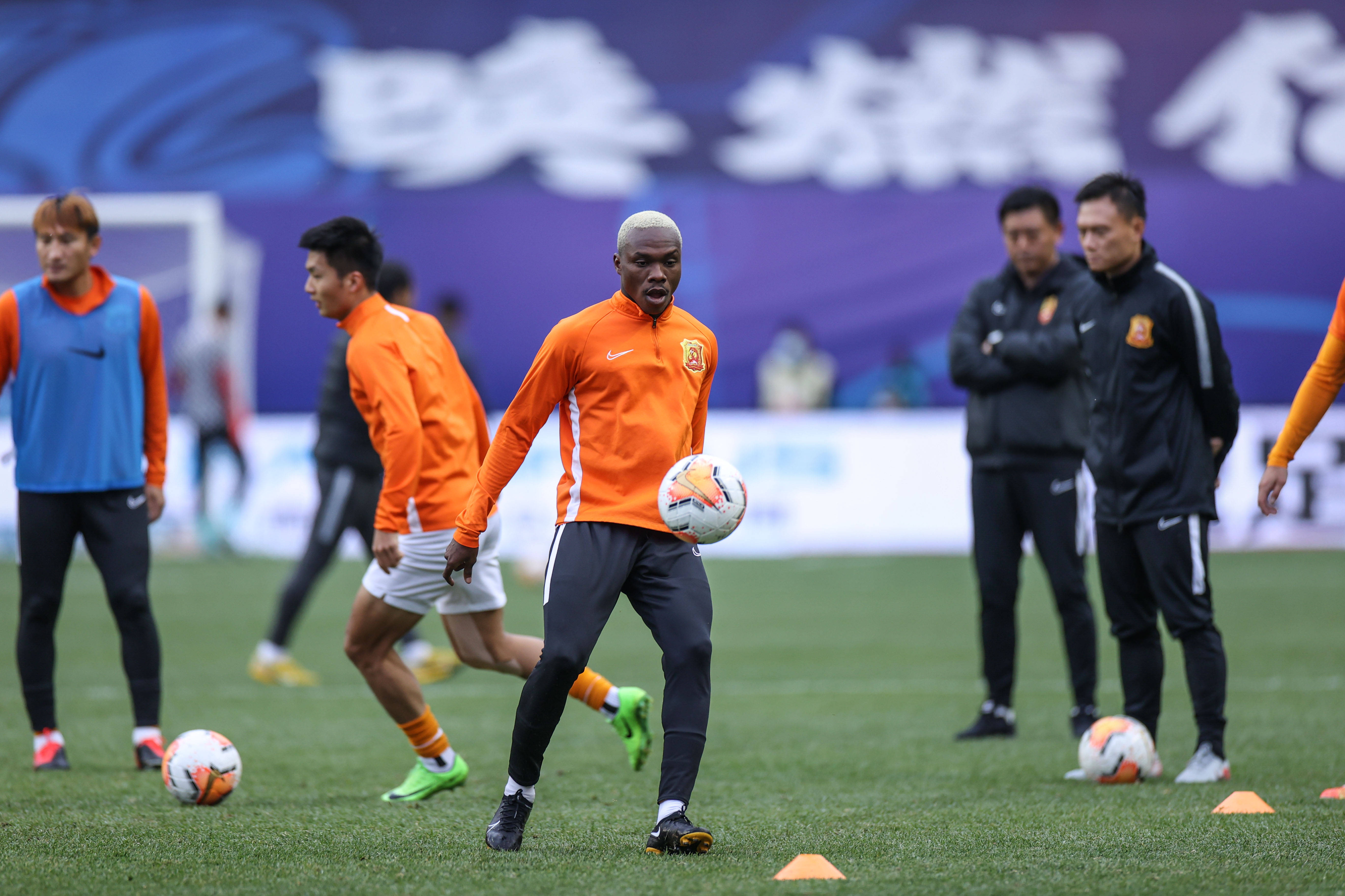 爱游戏官网-关于青岛黄海备战比赛训练投入度高的信息