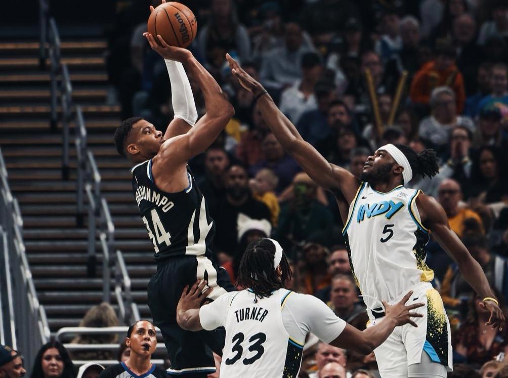 爱游戏app下载-包含雄鹿主场大胜步行者，保持不败战绩的词条