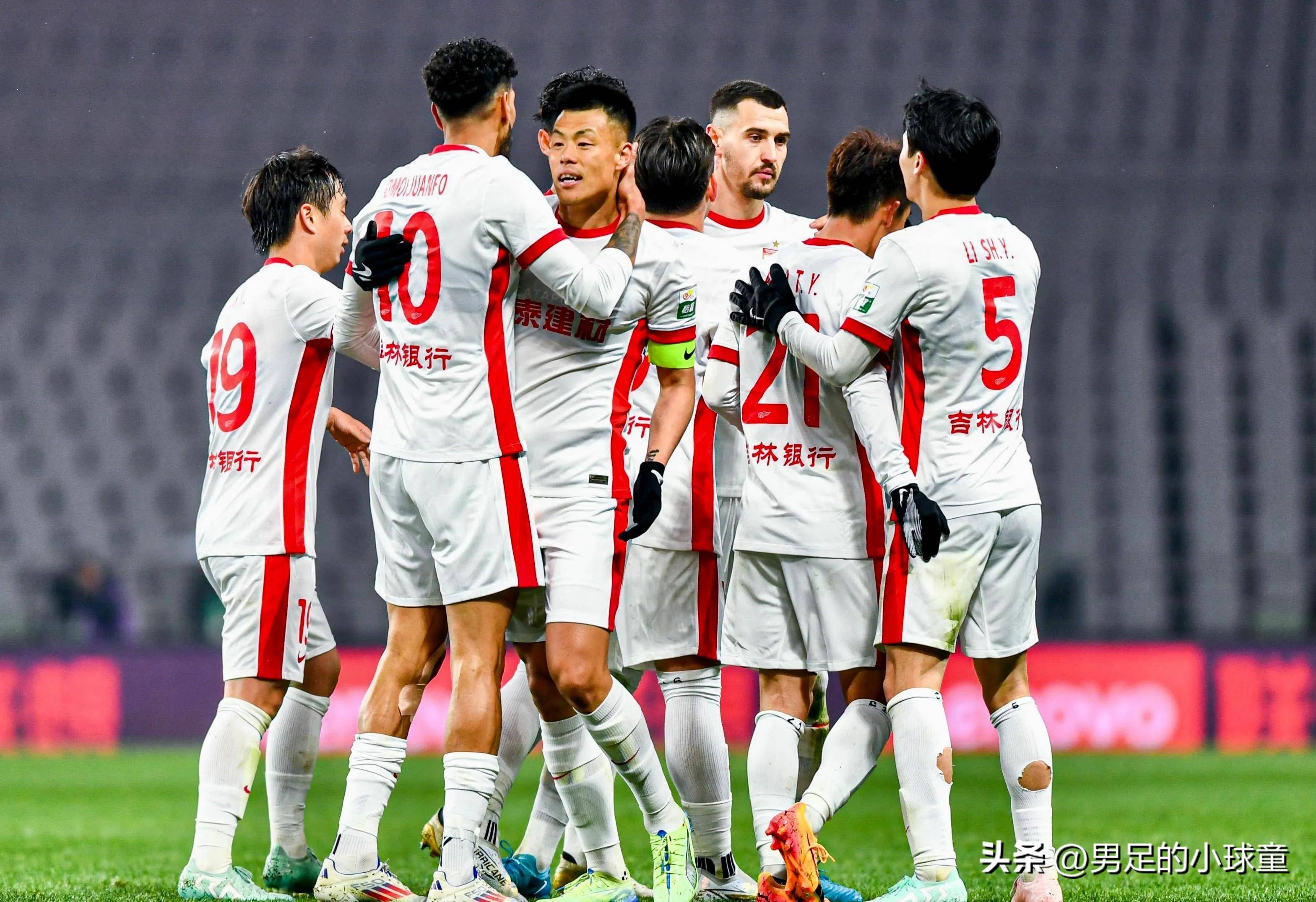 爱游戏官网入口-强队强强对话，中超联赛再现顶级对决的简单介绍