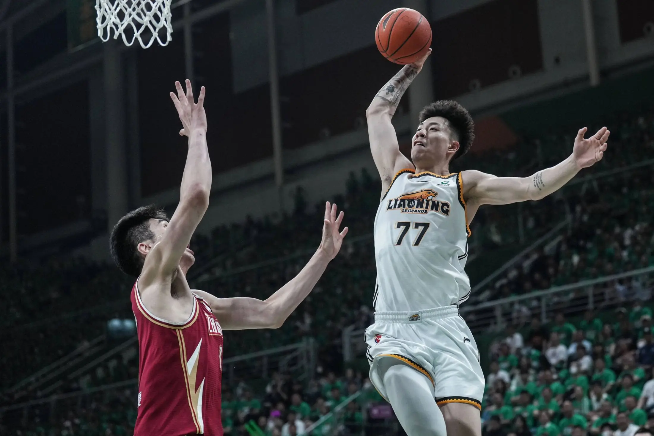 爱游戏网页版登录入口-精彩点评：球员表现坚定，场上表现亮眼