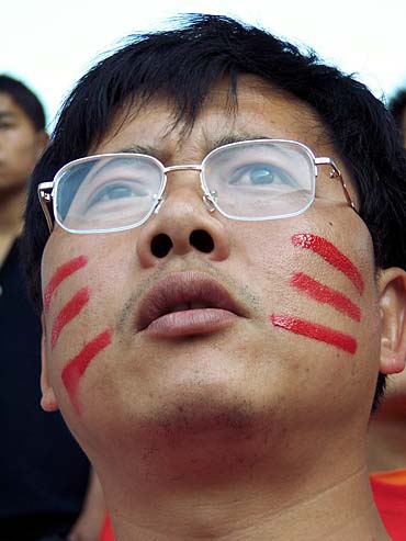 爱游戏中国官网-河南建业客场战平，保持不败纪录的简单介绍