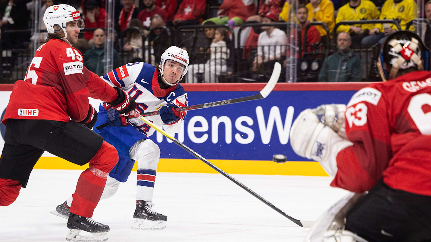 爱游戏登录-瑞典队艰难晋级，胜利如履薄冰的简单介绍