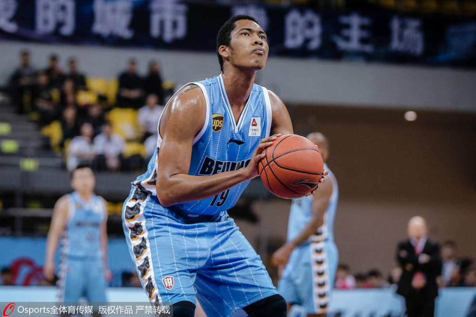 河北队击败天津队,豪取三分 河北队击败天津队,豪取三分