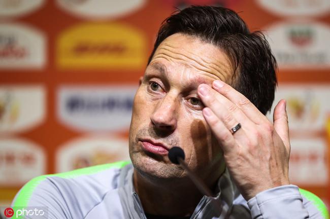 包含施密特赛后调整战术备战未来比赛的词条 包含施密特赛后调整战术备战未来比赛的词条