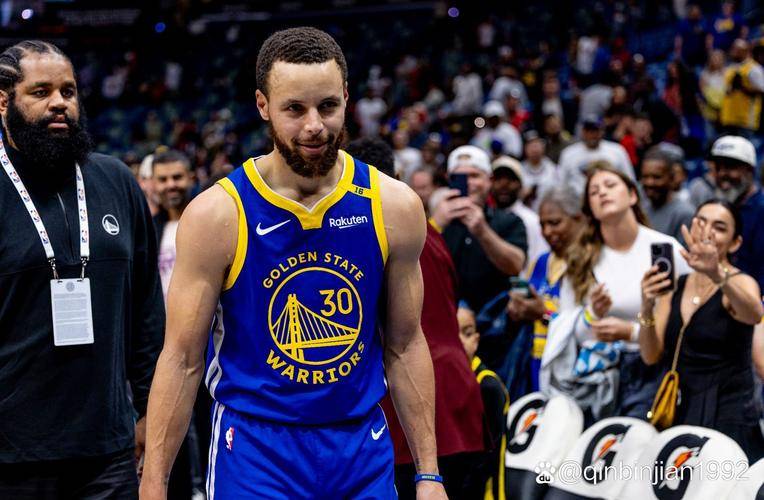 关于勇士挑战太阳,库里状态回暖的信息 关于勇士挑战太阳,库里状态回暖的信息